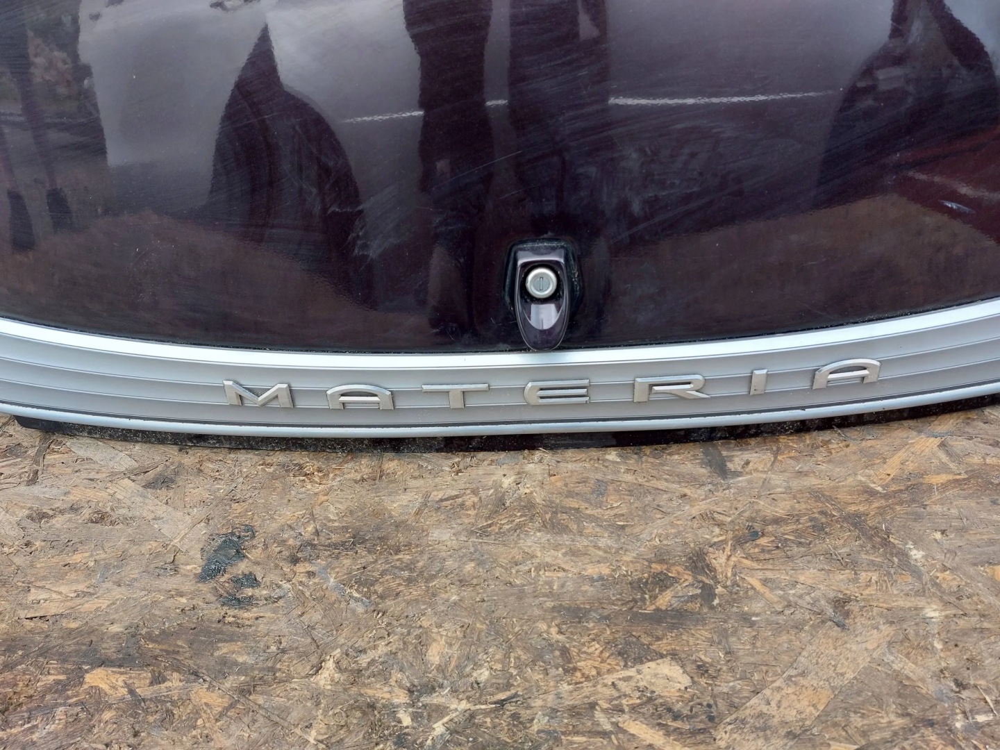 boot door Daihatsu Materia