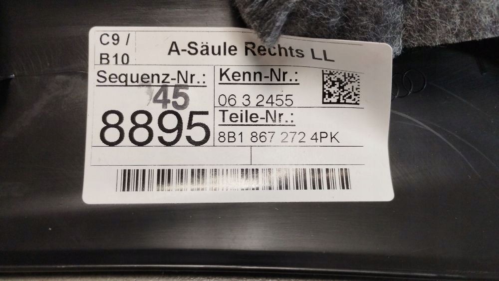 Audi A5 B10 cover of the threshold right front 8B1867272