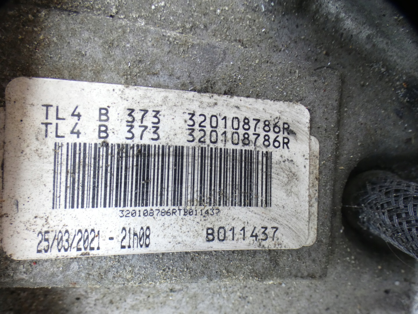 RENAULT EXPRESS II Getriebe 1.5 BDCI TL4B373 320108786R