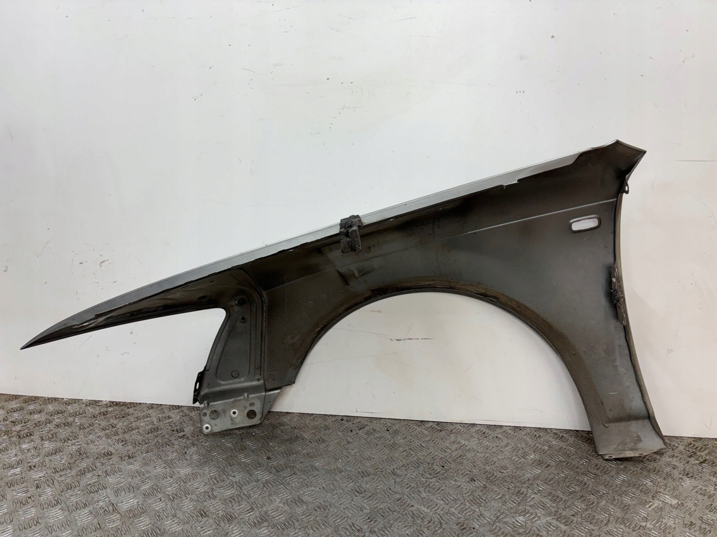 fender front front right AUDI A6 4F 04