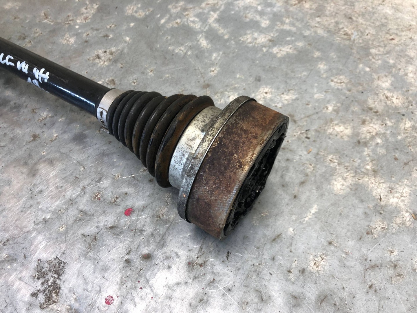 semi-axis left 1.5 TGI VW GOLF VII LIFT HB 5Q0407271A