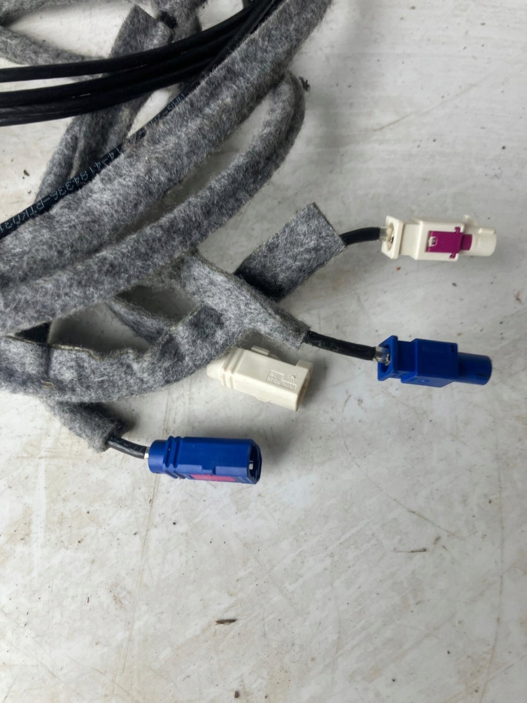 KABEL Antenne PEUGEOT 308 T9 9804600380