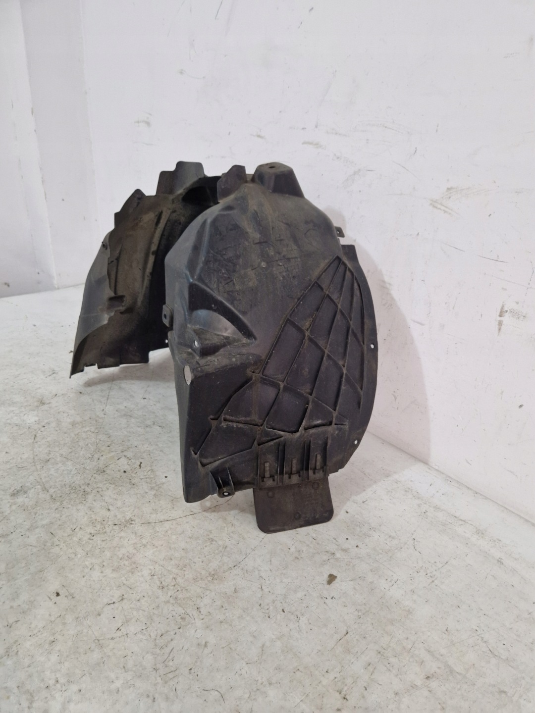 OPEL CORSA E mudguard left front front 513765057