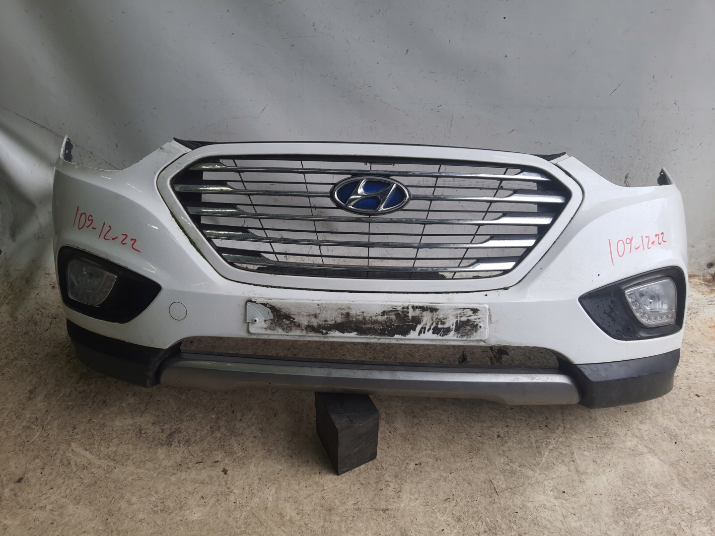 HYUNDAI IX35 13-18 bumper FUEL CELL