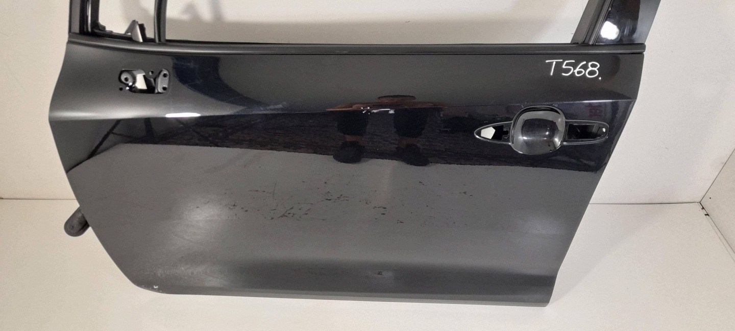 Toyota Corolla E21 door front left 209 (T568)