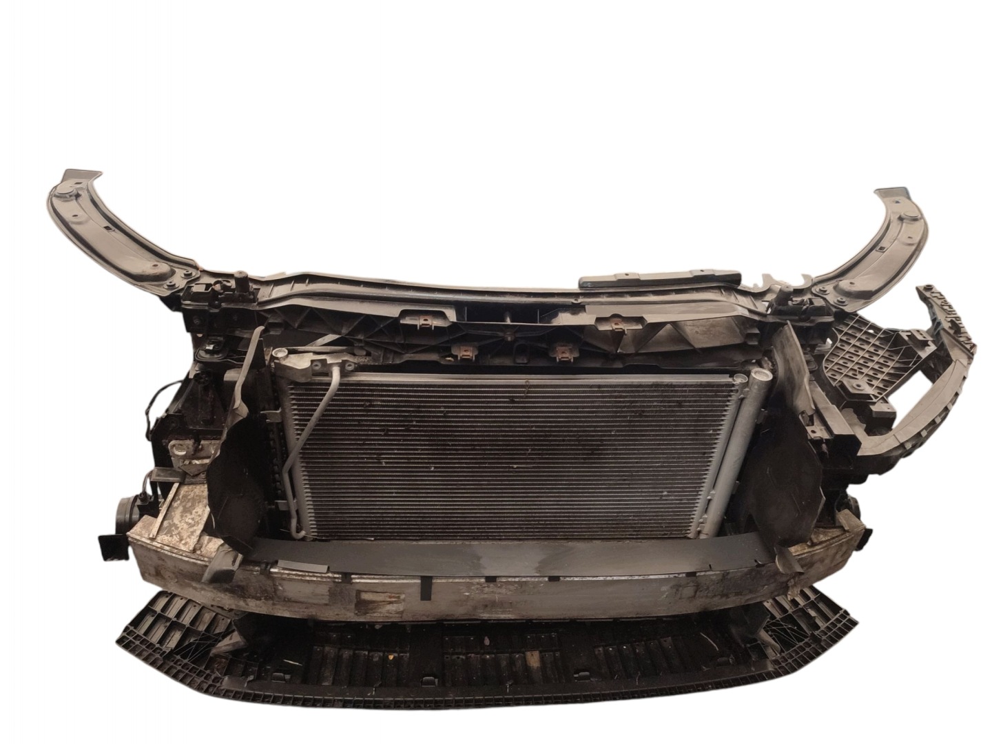 support panel for radiators radiator fan AUDI Q3 and 8U (2011-2014) 2.0 TDI 140KM