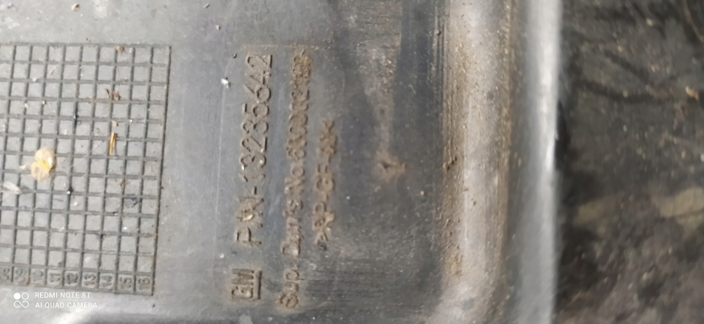 13235642 držač akumulatora OPEL CORSA D orygina