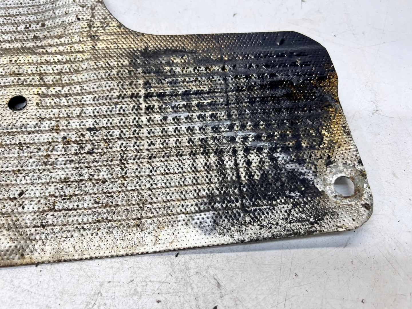 kryt TERMICZNA výfuku AUDI Q7 4M 4M0825641E