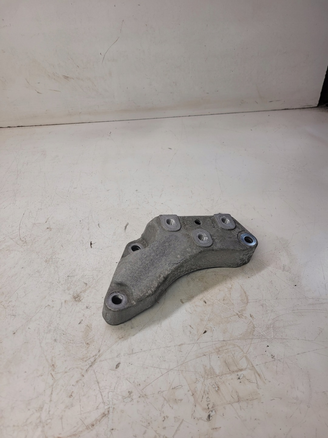 SUPPORTO SUPPORTI MOTORE USATO AUDI Q3 8U 2.0TDI 5N0199117A