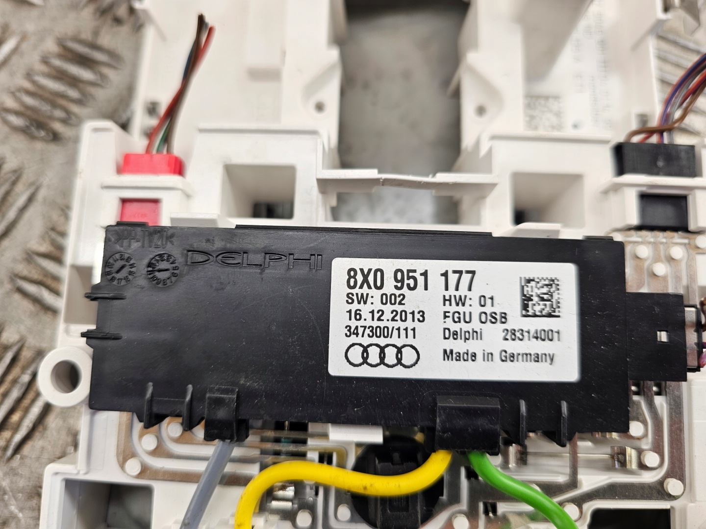 light oswietlenie cabs Audi OE 8X0951177
