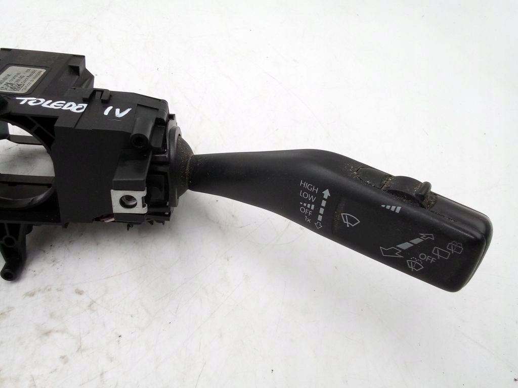 Seat Toledo IV 4 DEVIO LUCI TERGICRISTALLO TERGI DEVIO LUCI DEVIO 6RA953501K