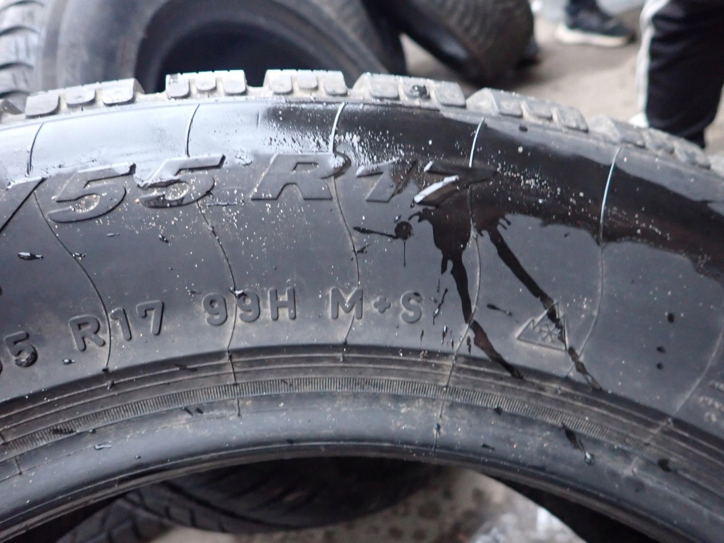PIRELLI SOTTOZERO 235/55 R17 2017 tyres winter