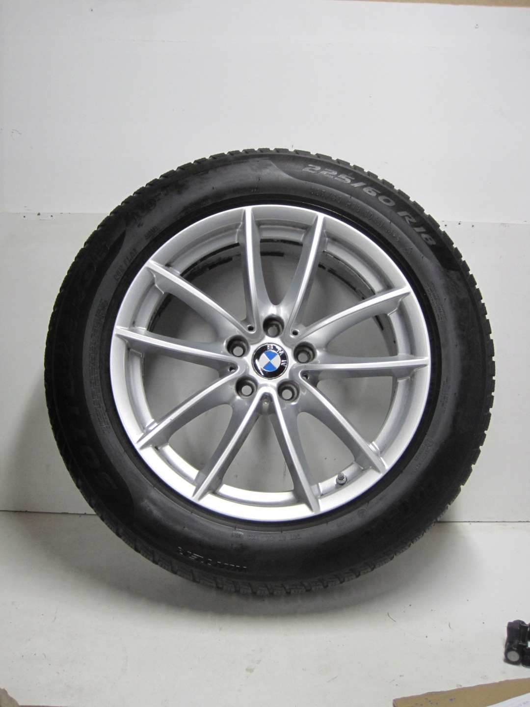 wheels discs tyres BMW 6 G32 R18 5MM