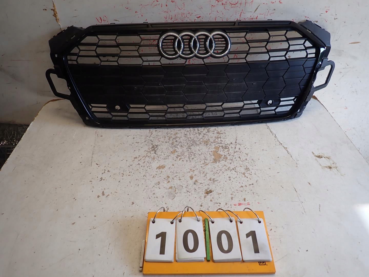 Grill AUDI A5 II LIFT 2019- 8W6853651BG