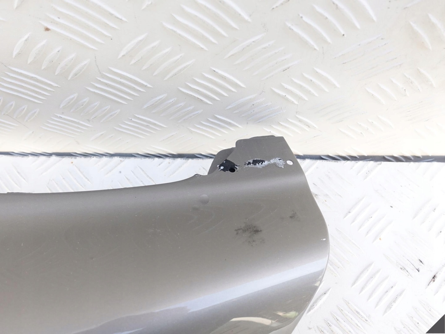 MCLAREN 570S fender front left