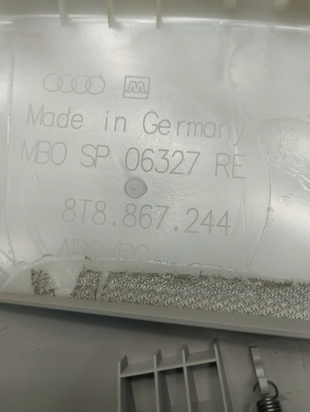 Audi A5 8T Blende Abdeckung SLUPKA 8T8867244