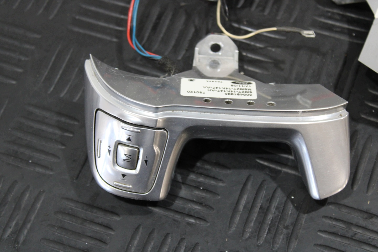 MULTIFUNKCJA des lenkrads 6M2T-14K147-AH FORD S-MAX MK1 2,2 TDCI