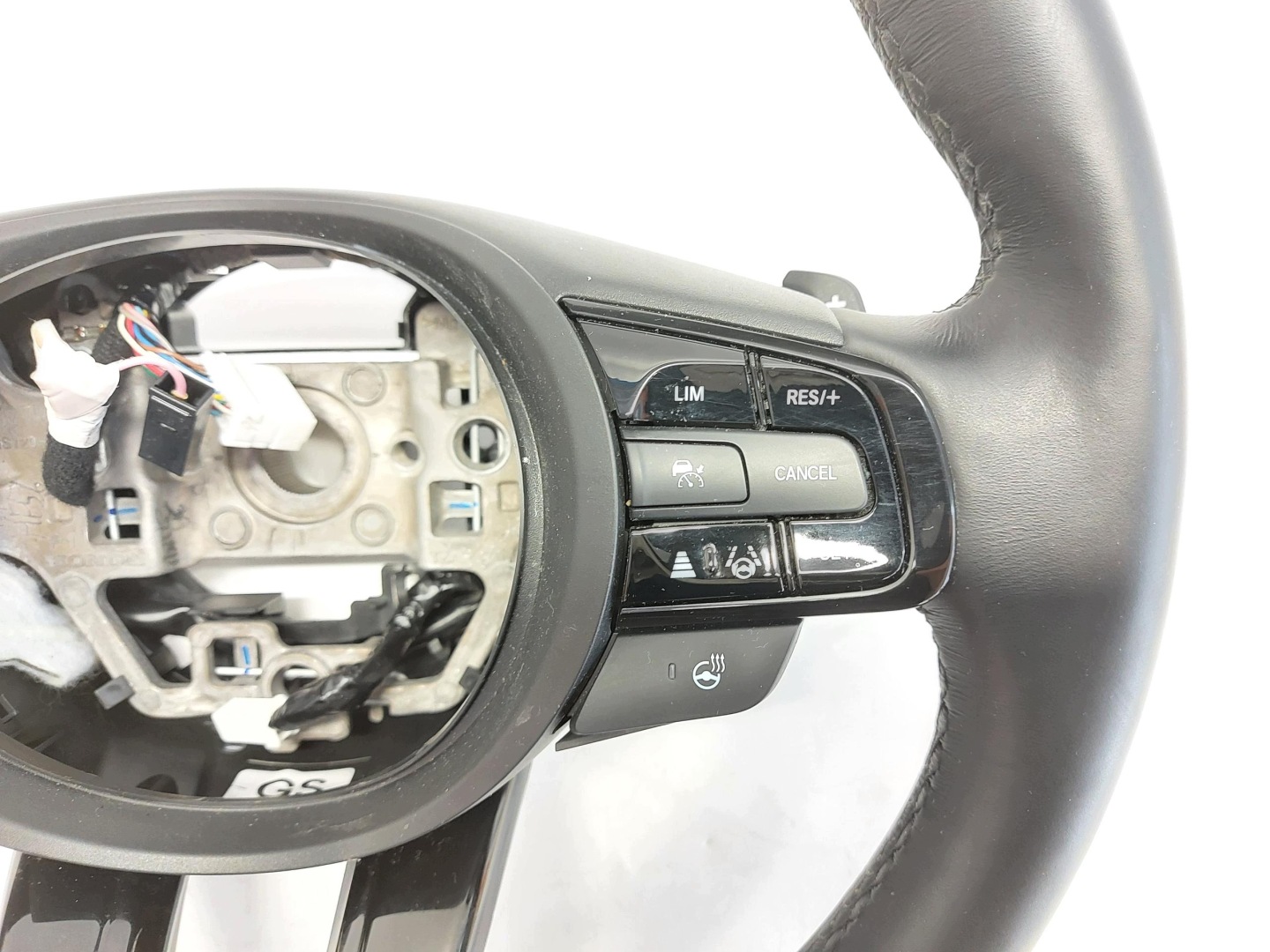 Honda HR-V III eHEV lenkrad leder multifunkcja original
