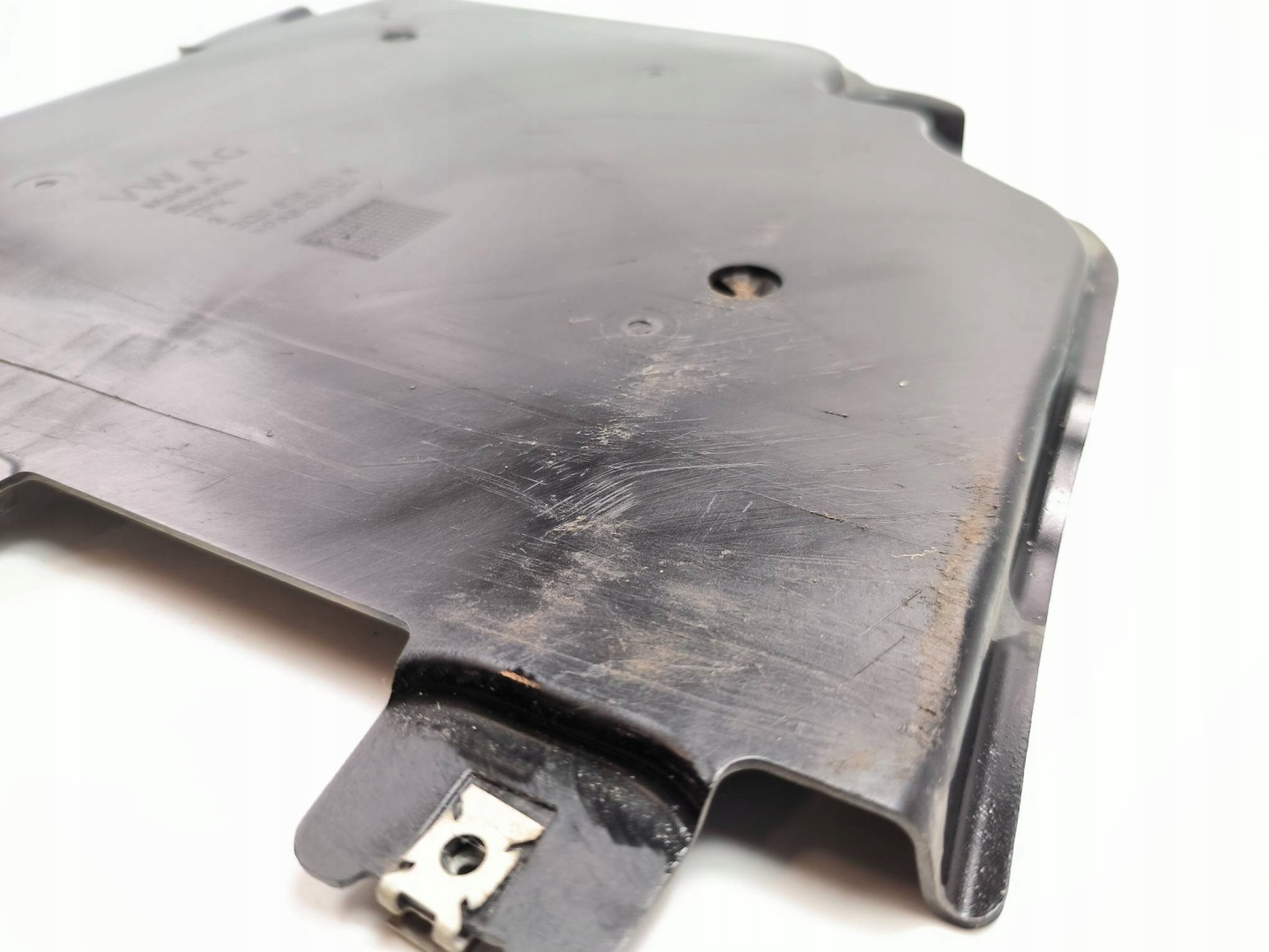 Blende Abdeckung 2Q0825101A Blende Abdeckung Unterfahrschutz VOLKSWAGEN TAIGO
