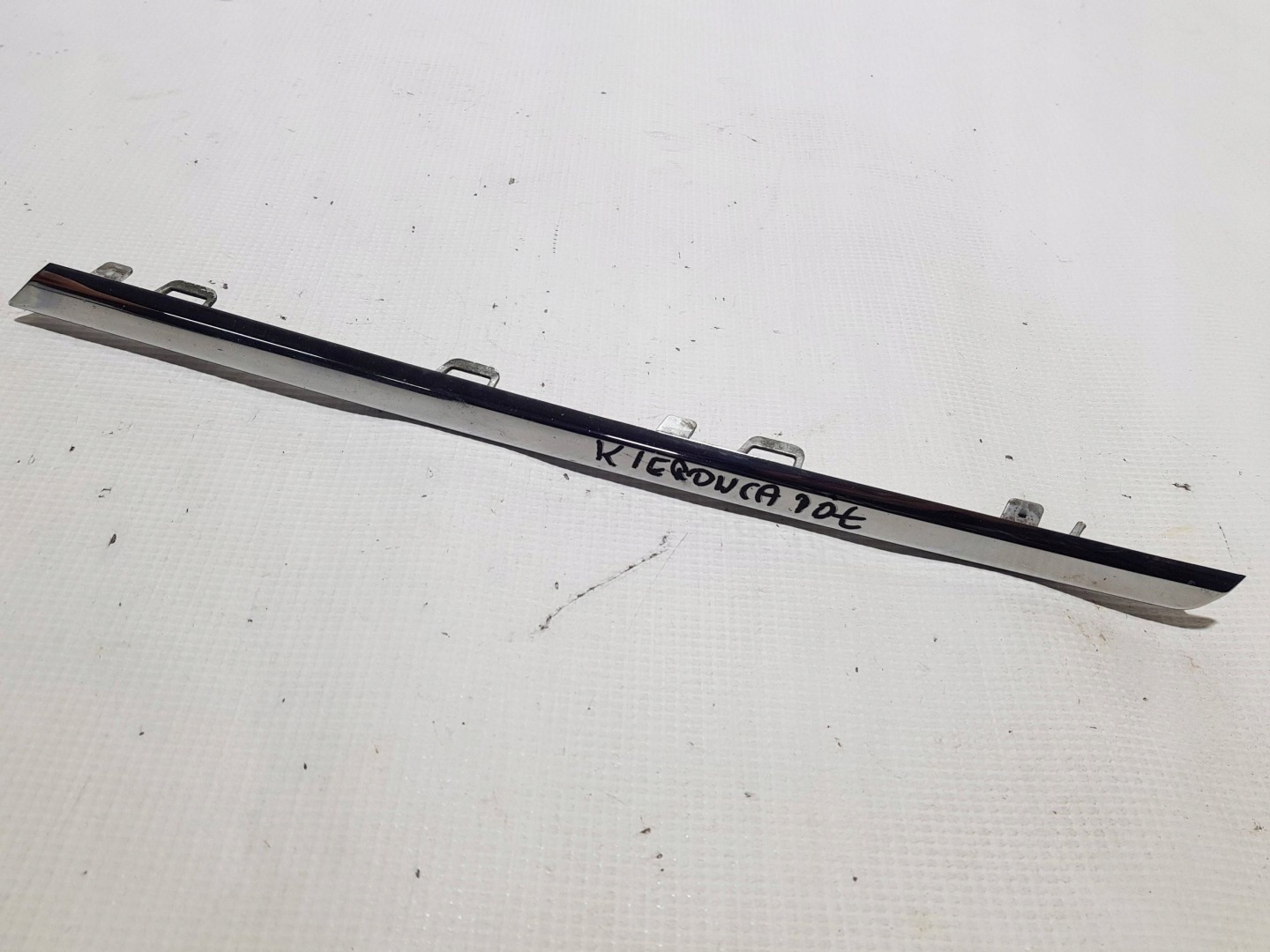 moulding CHROM grille radiator grilla grila front Mercedes CLS W218