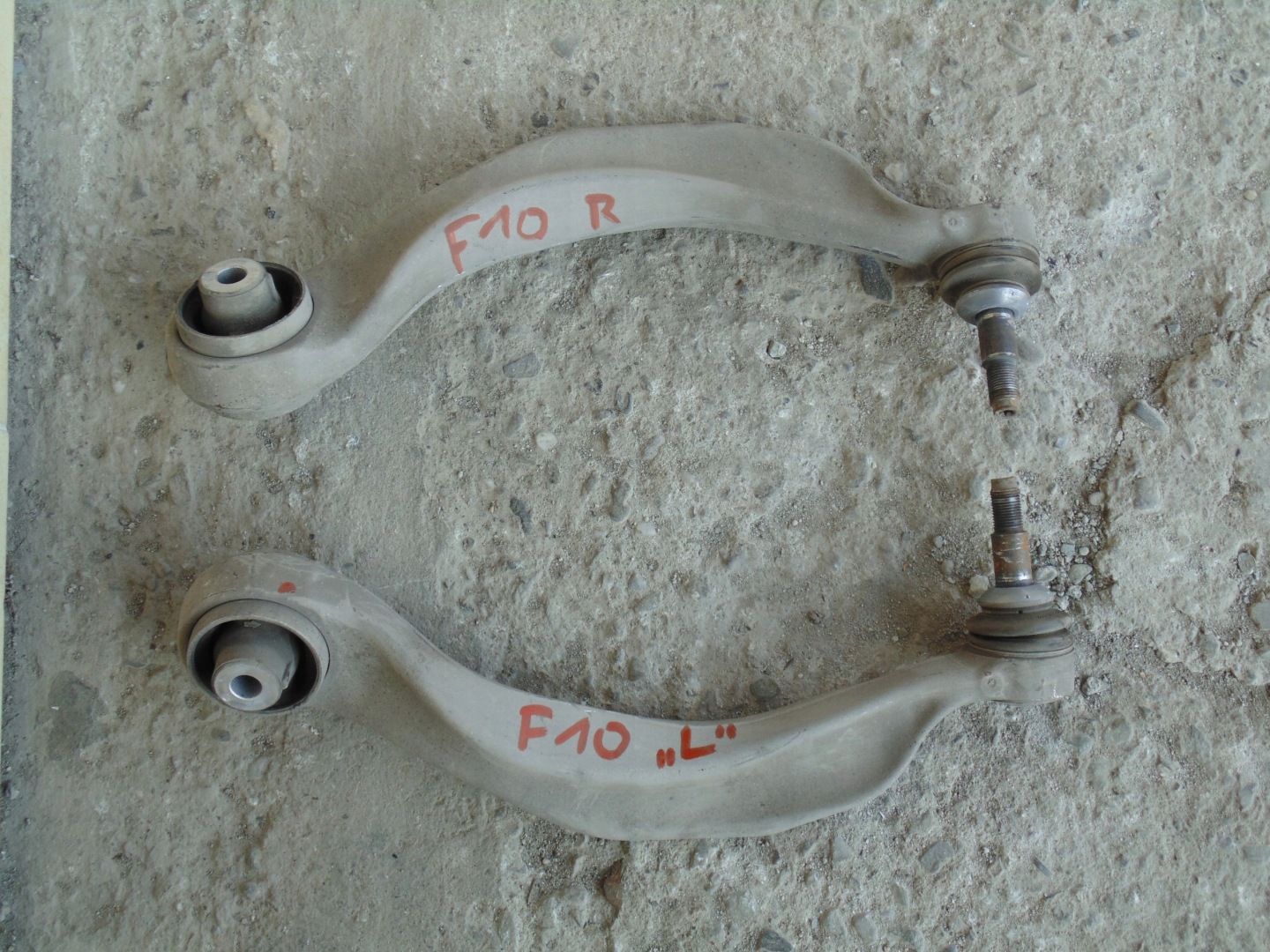 ARM RIGHT LEFT BMW 5 F10 2.0D 16R.