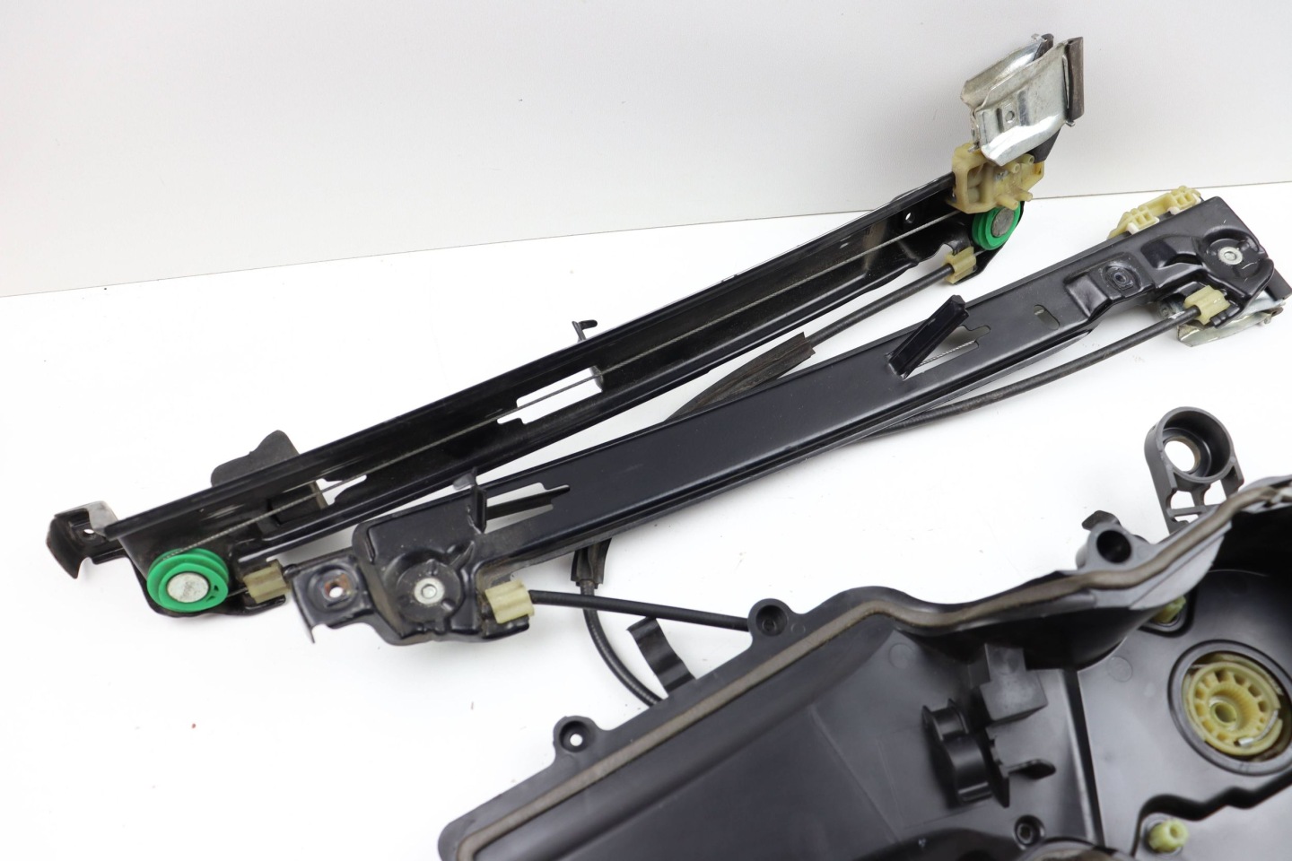 SEAT LEON II mechanism window regulator right front front 1P0867436