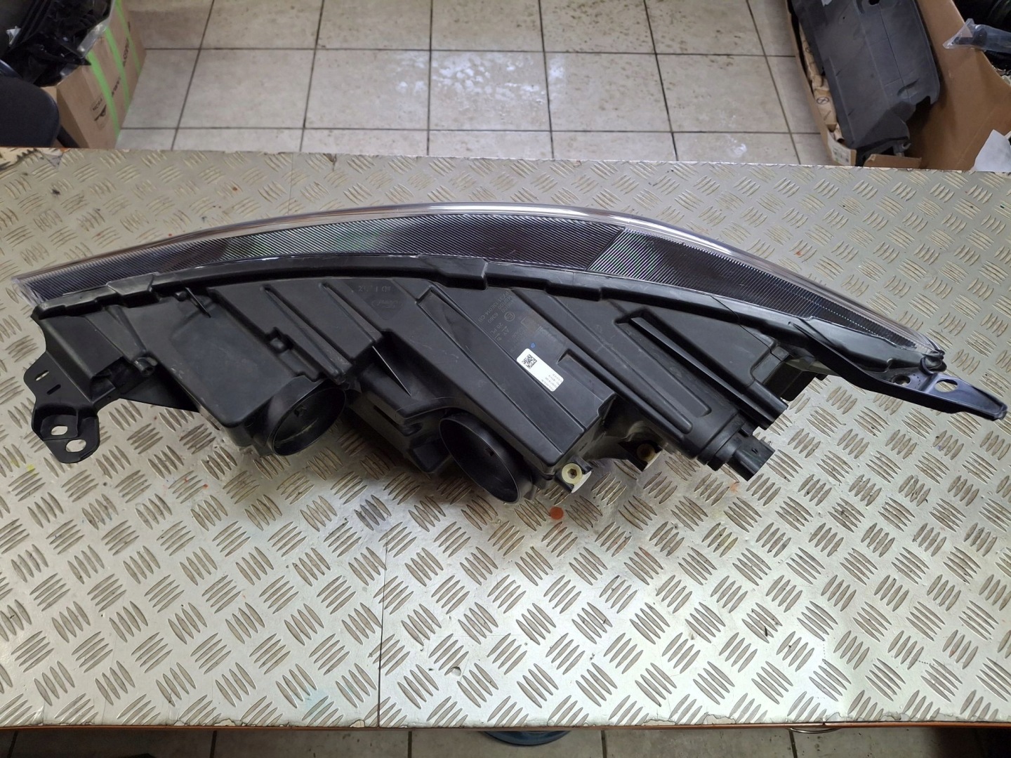 Licht rechts vorne FULL LED FORD CUSTOM II MK2 2023R->