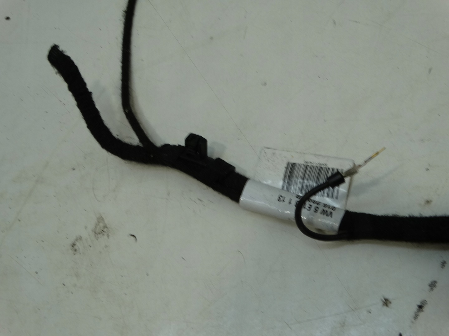 wiring bundle bonnet VOLKSWAGEN GOLF VI plus 5M0971148BQ
