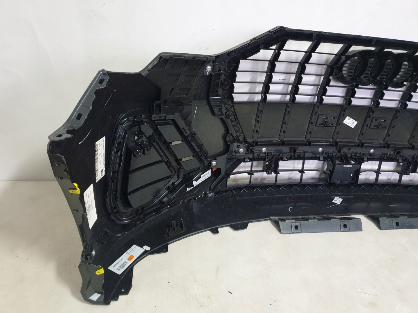 AUDI Q3 II 83A S-LINE 19-25 bumper front 4 x PDC 83A807438D 83A807437D