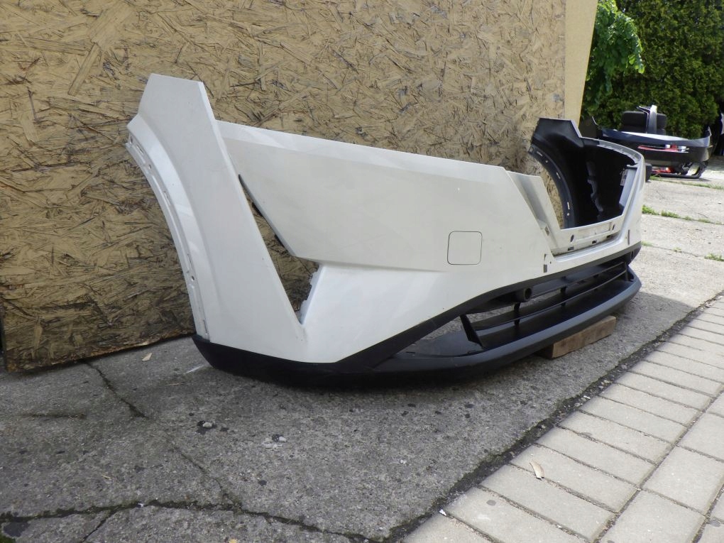 NISSAN QASHQAI III 3 J12 21- front bumper