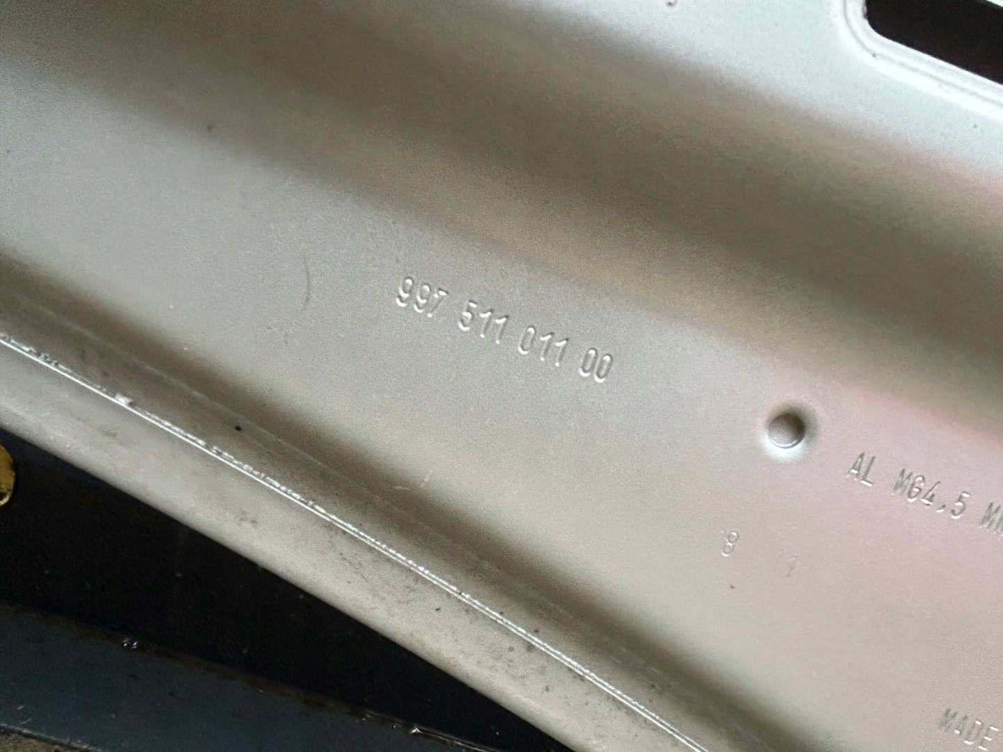 bonnet Porsche 997 99751101100 engine housing cover