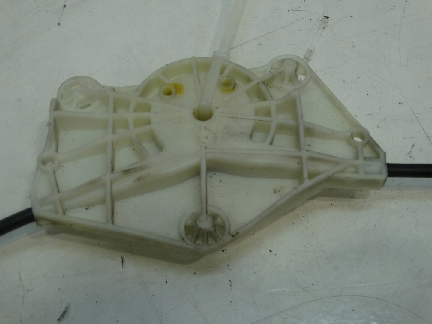 window regulator mechanism left rear part VOLKSWAGEN GOLF VI plus
