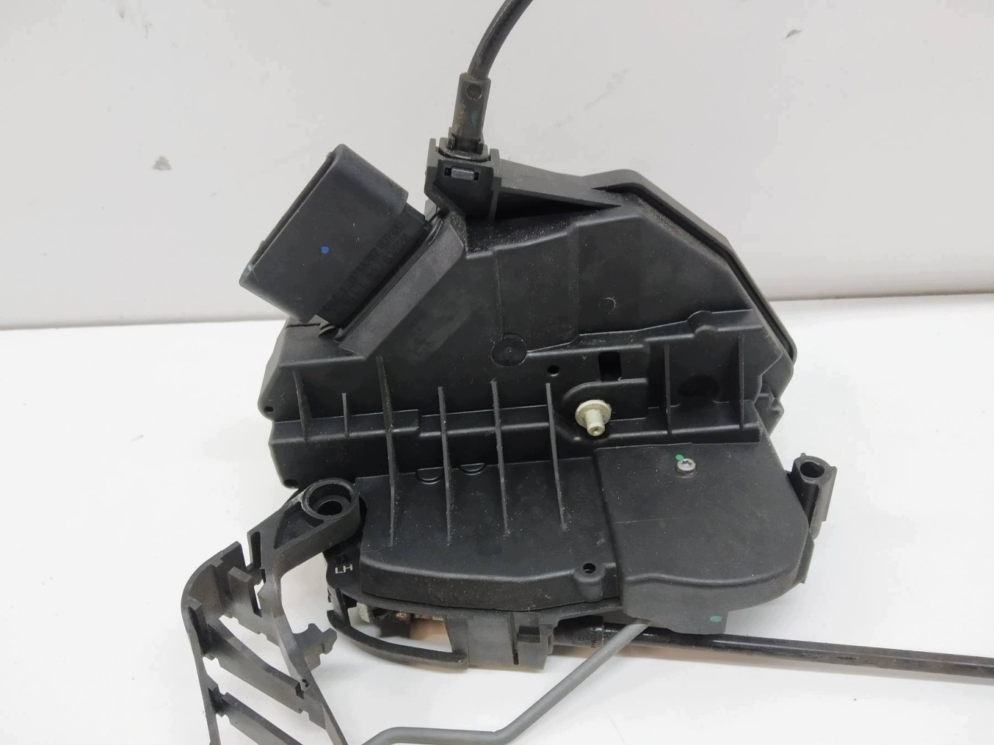 lock door left front BM5AA21813AC Ford Focus Mk3 (2010-2019)
