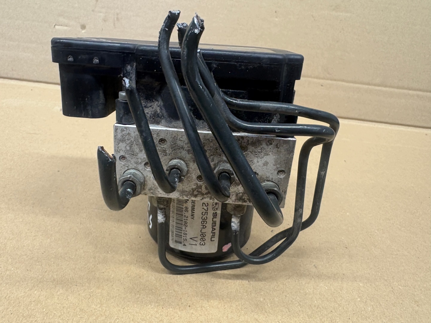 SUBARU LEGACY V pumpa ABS 27536AJ003