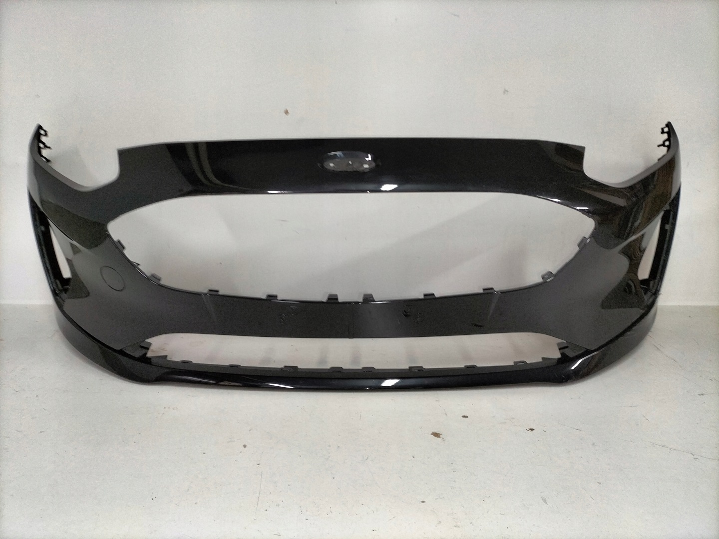 front bumper front FORD FIESTA MK8 17