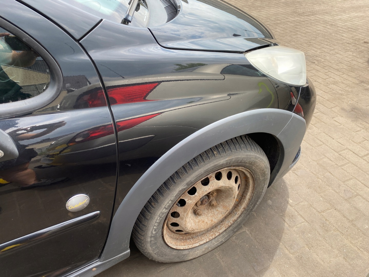 fender left front front Peugeot 207 SW 06-13 kod lakieru EXLD