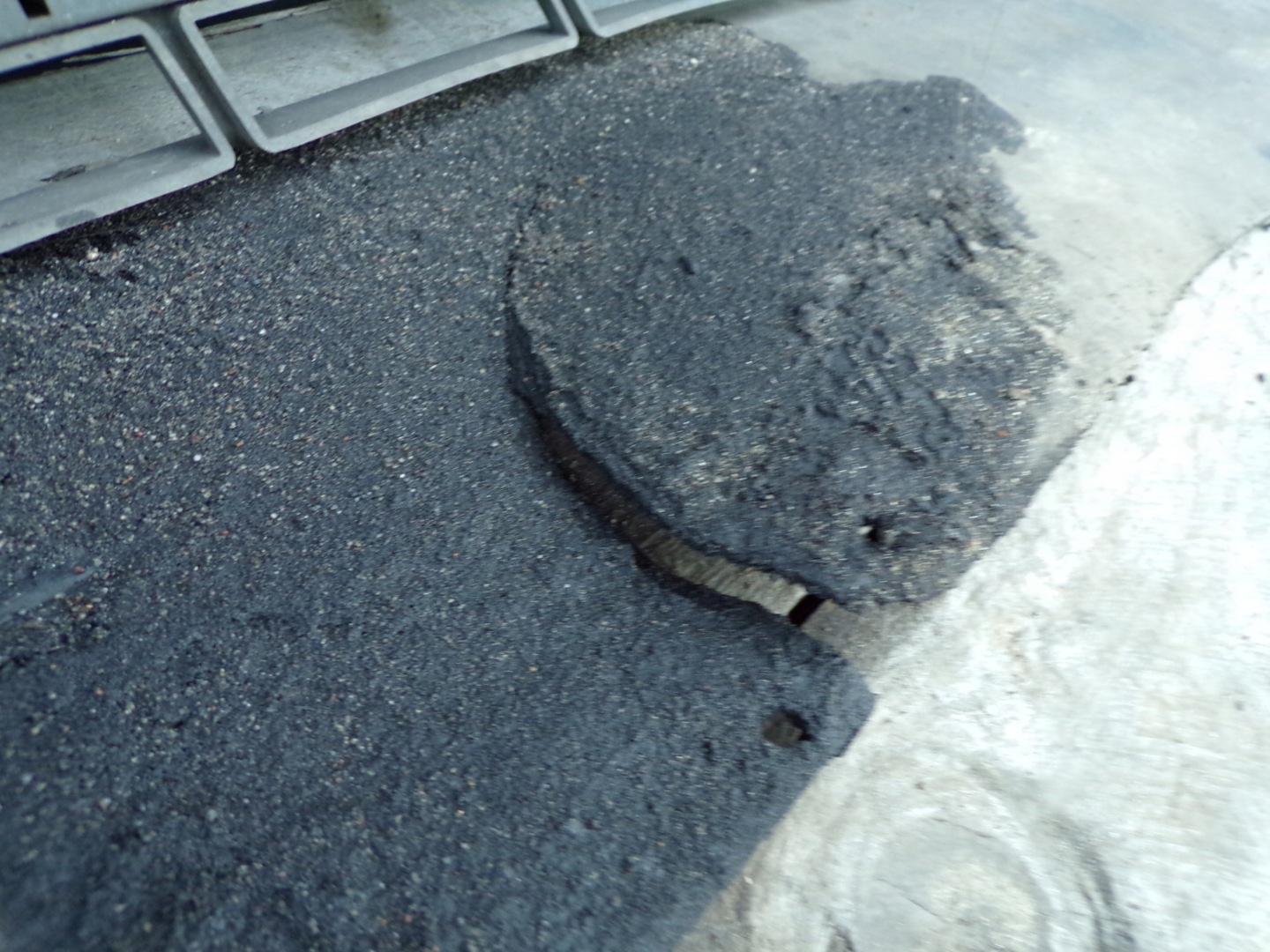 Frontstoßstange vorne AUDI A4 B5 LIFT Farbe LY9B (1)