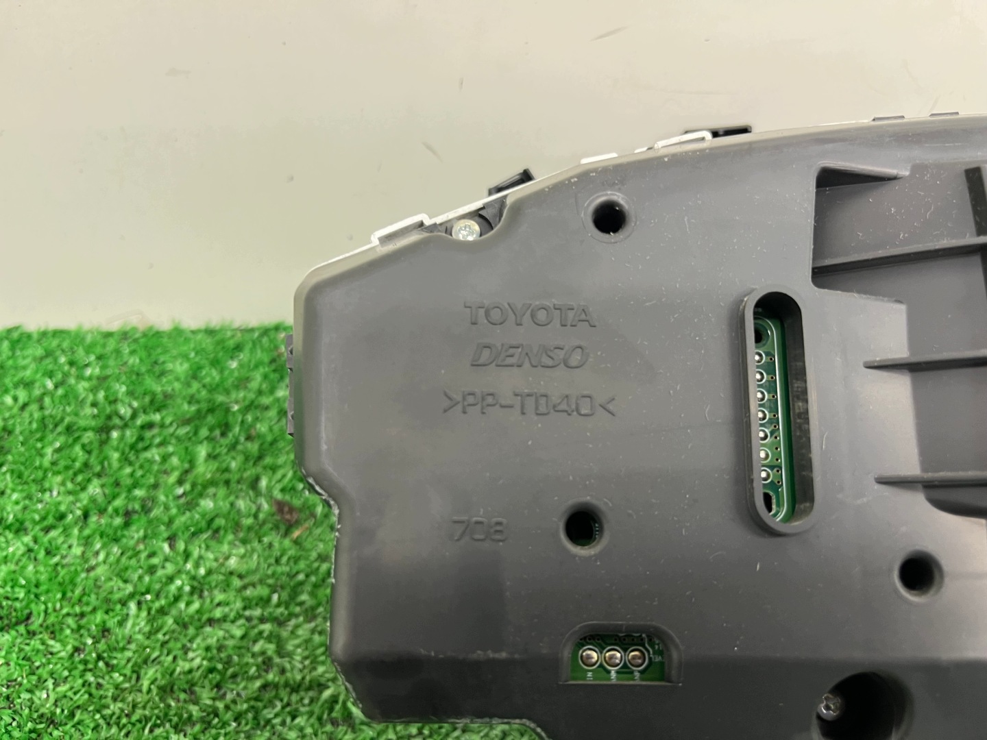 dials dials TOYOTA YARIS 2 1.0B 83800-0D661