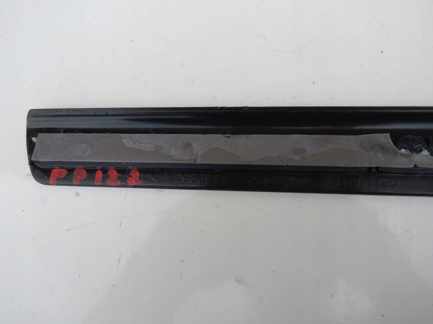 moulding cap of the threshold front VOLVO XC90 V8 4.4 8659960