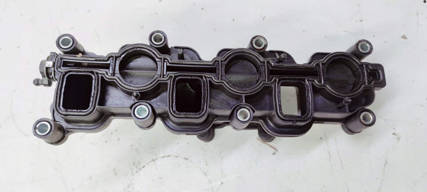 intake manifold AUDI A4 A5 2.7 TDI 059129712 AIC