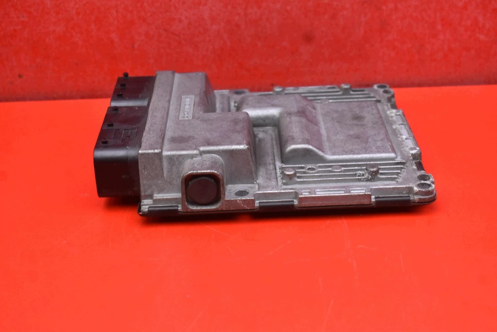 control unit of the engine A2711502379 MERCEDES C-class W204 1.8 compressor; 156 KM