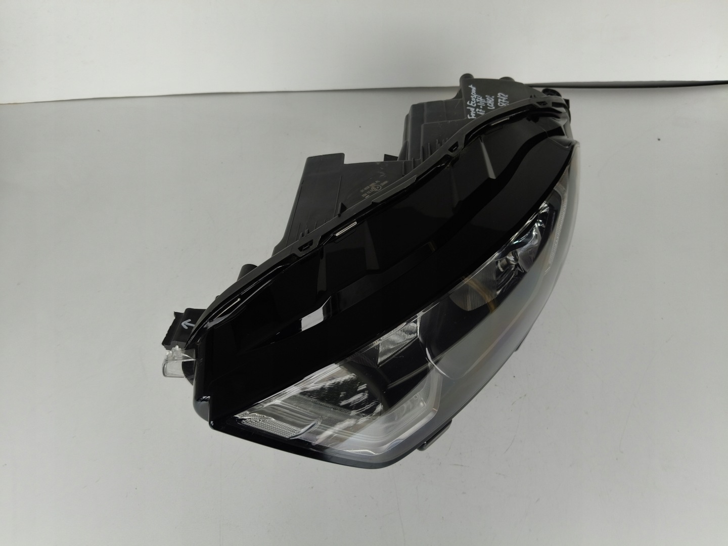 light left REFLEKTOR FORD ECOSPORT 17- LIFT dark
