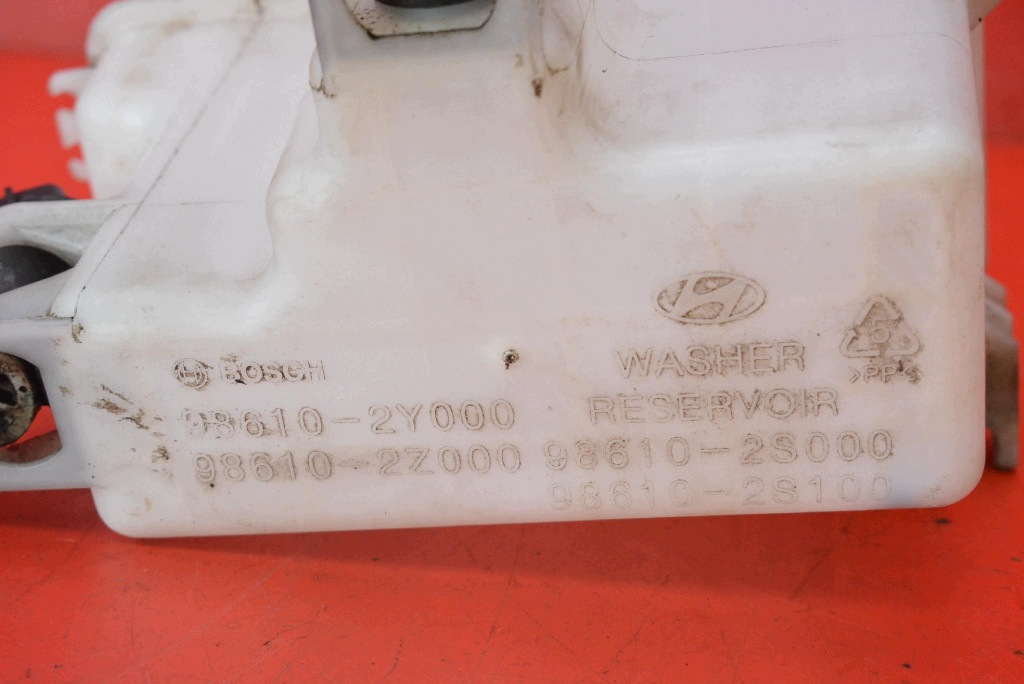 washer fluid tank 98610-2Y000 HYUNDAI IX35 1 and 1.6 GDI 135 KM 09-13