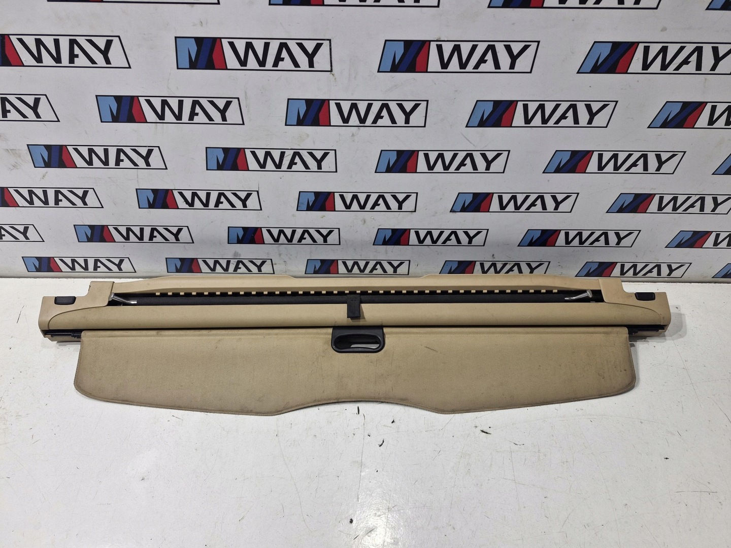 BMW E61 blinds boot beige rear
