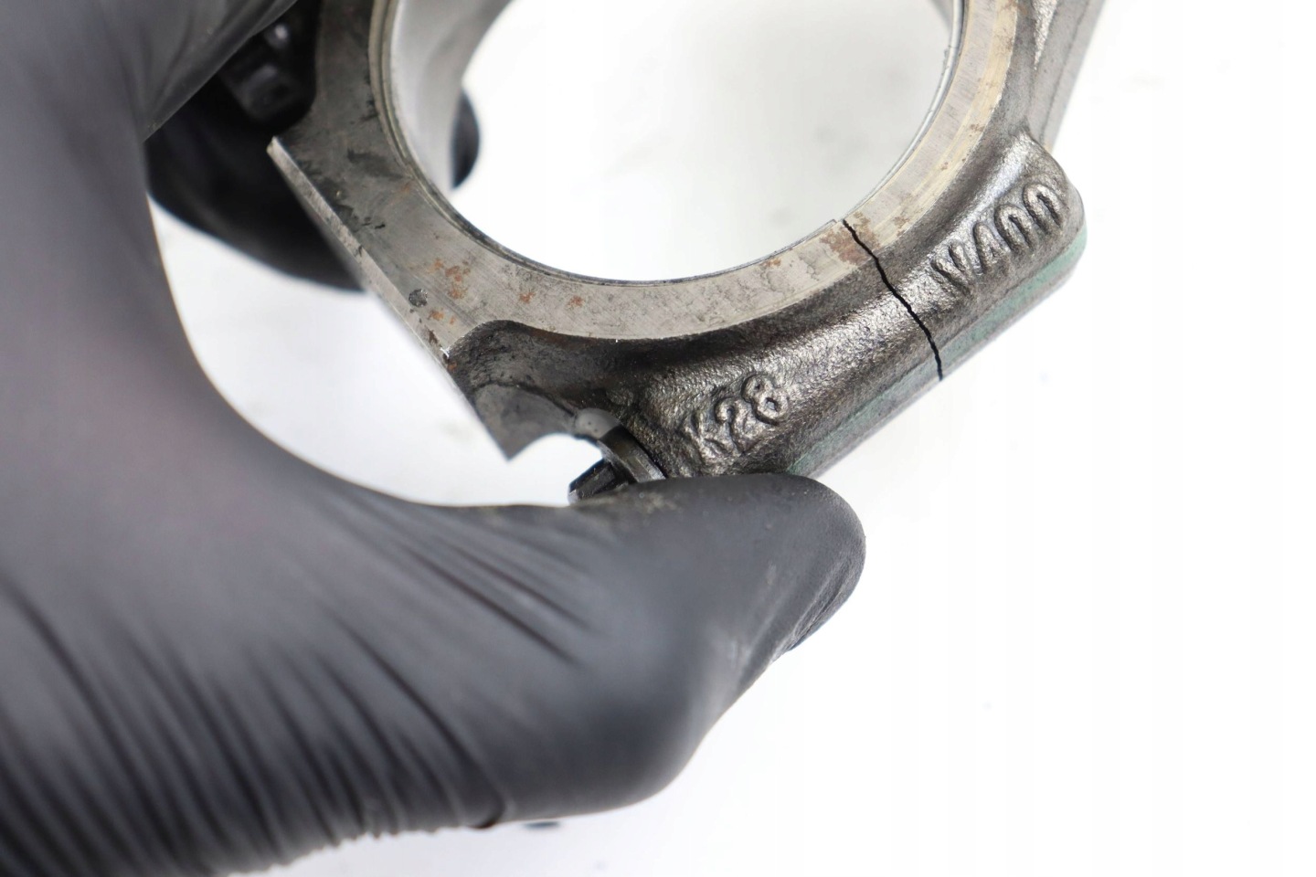 VW PASSAT B5 FL piston with connecting rod 1.9 TDI 130KM 038J