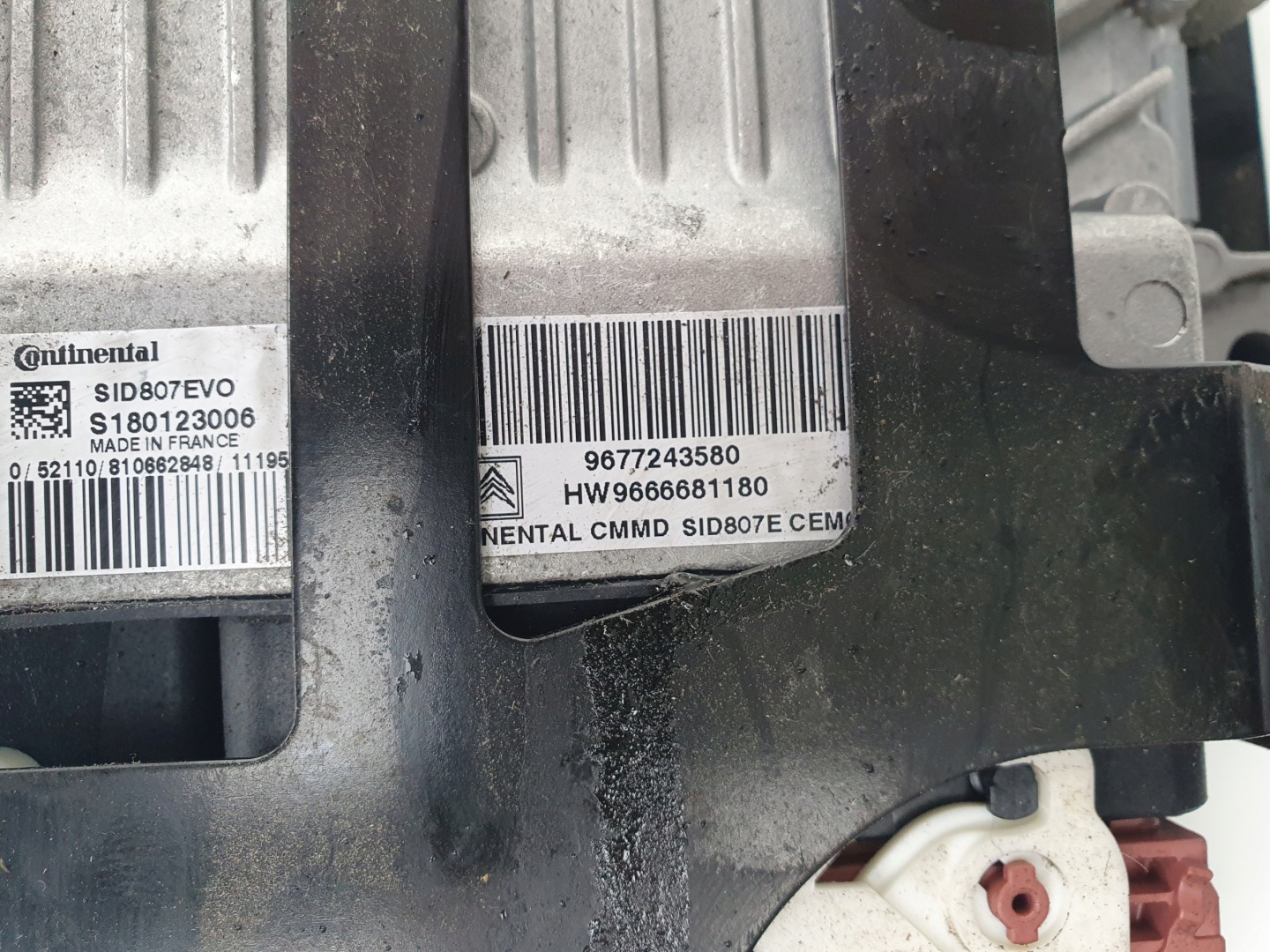 Peugeot 3008 1.6 E-hdi computer control unit of the engine