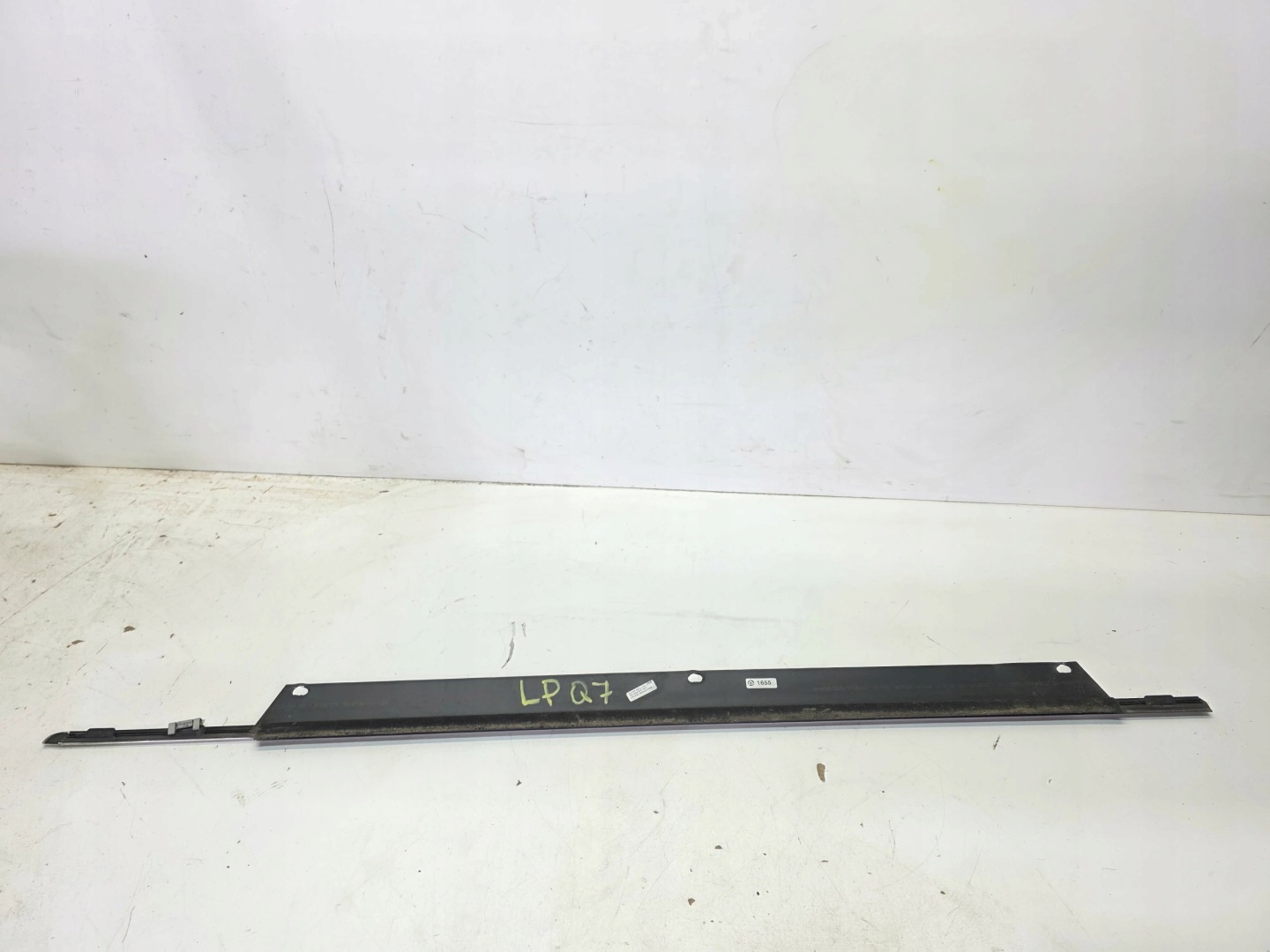 moulding CHROM windows door left front AUDI Q7 4L 4L0853283A