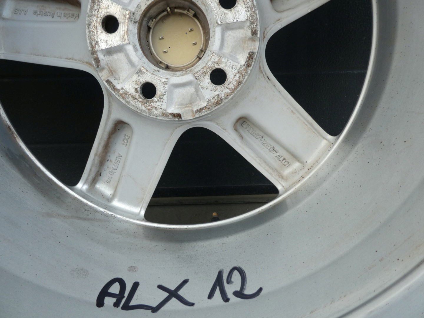 4X wheels discs tyres AUDI 8R0071497 2017R
