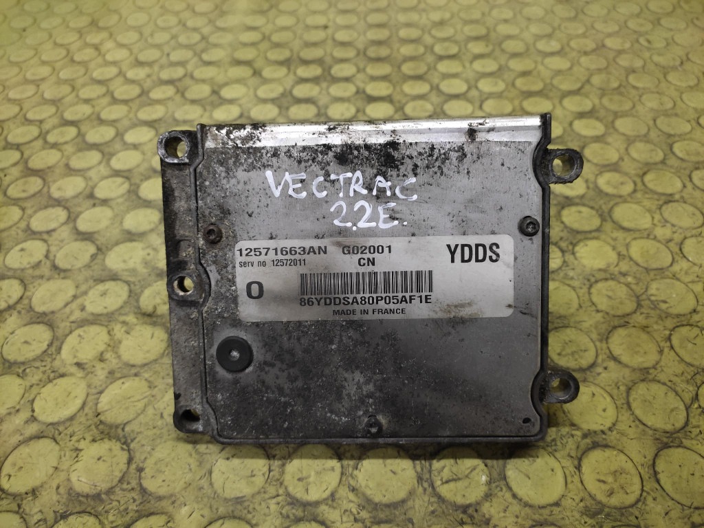 OPEL VECTRA C centralina motore 12571663AN