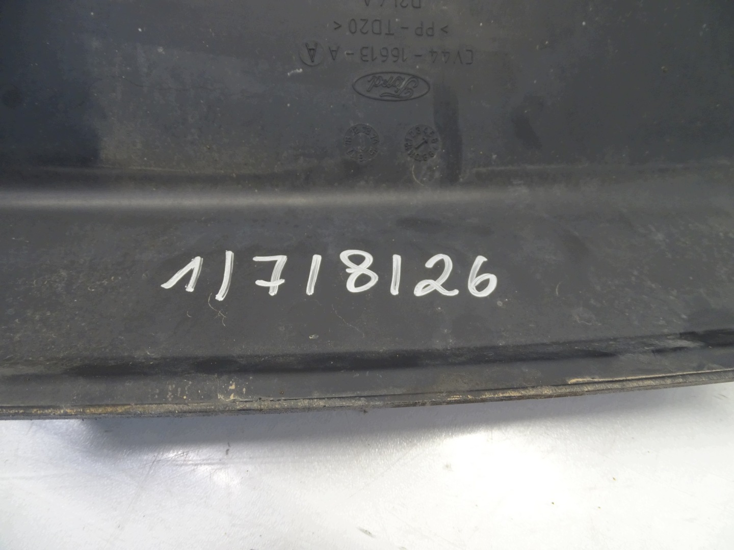kryt stěny předního FORD KUGA MK2 CV44-16613-AA
